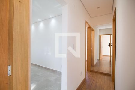 Corredor de apartamento para alugar com 3 quartos, 92m² em Colégio Batista, Belo Horizonte