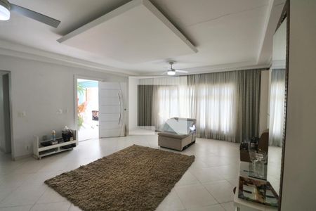 Sala de casa para alugar com 5 quartos, 400m² em Enseada, Guarujá