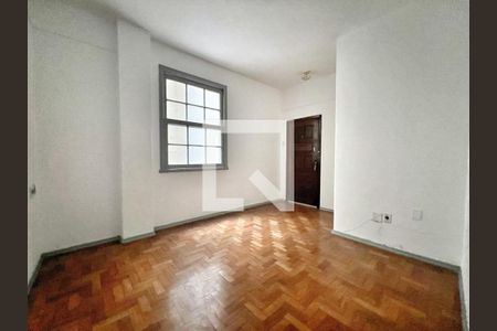 Sala de apartamento para alugar com 2 quartos, 85m² em Centro, Belo Horizonte