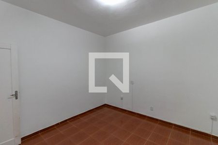 Quarto de casa à venda com 3 quartos, 300m² em Sagrada Família, Belo Horizonte