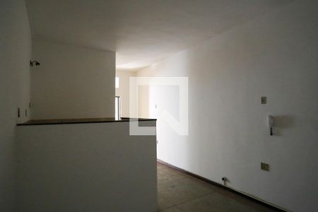 Sala/ cozinha de kitnet/studio para alugar com 1 quarto, 30m² em Floresta, Belo Horizonte