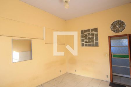 Sala/Quarto de kitnet/studio para alugar com 2 quartos, 50m² em Floresta, Belo Horizonte