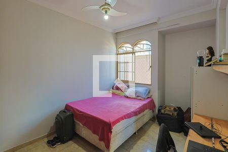 Quarto de apartamento à venda com 2 quartos, 72m² em Centro, Belo Horizonte