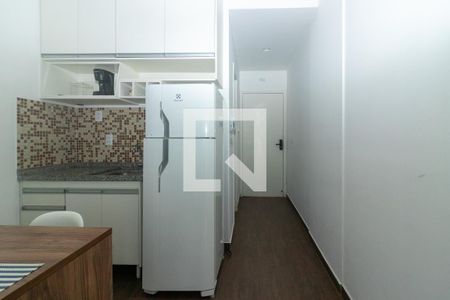 Cozinha de apartamento para alugar com 1 quarto, 33m² em Granja Viana, Cotia