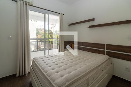 Sala/Quarto de apartamento para alugar com 1 quarto, 33m² em Granja Viana, Cotia