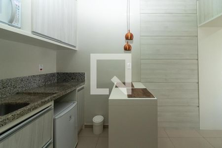 Cozinha de apartamento para alugar com 1 quarto, 32m² em Granja Viana, Cotia