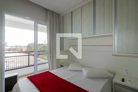 Quarto de apartamento para alugar com 1 quarto, 32m² em Granja Viana, Cotia