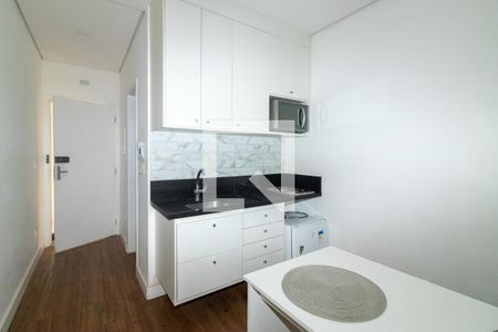 Cozinha de apartamento para alugar com 1 quarto, 32m² em Granja Viana, Cotia