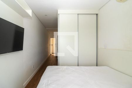 Sala/Quarto de apartamento para alugar com 1 quarto, 32m² em Granja Viana, Cotia