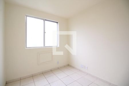 Quarto 1 de apartamento para alugar com 2 quartos, 48m² em Curicica, Rio de Janeiro