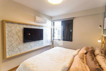 Suíte de apartamento à venda com 4 quartos, 155m² em Santo Antônio, Belo Horizonte