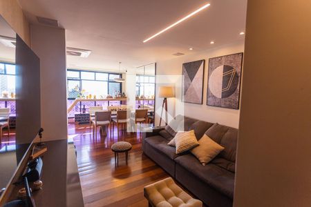 Sala de apartamento à venda com 4 quartos, 155m² em Santo Antônio, Belo Horizonte