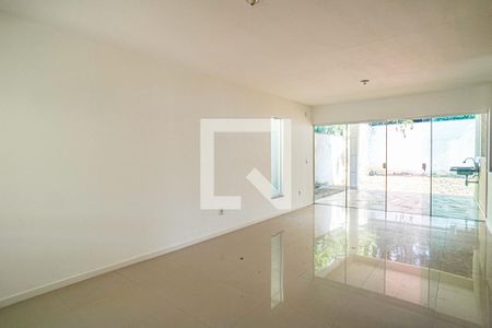 Sala de casa de condomínio à venda com 3 quartos, 135m² em Várzea das Moças, Niterói