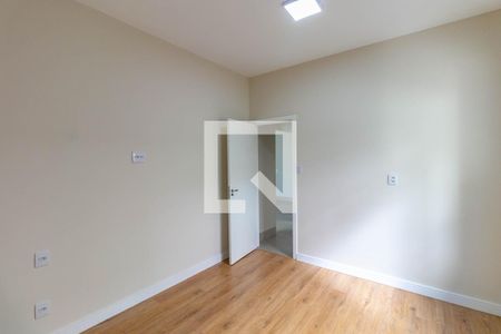 Quarto 1 de casa à venda com 3 quartos, 220m² em Santa Lúcia, Belo Horizonte