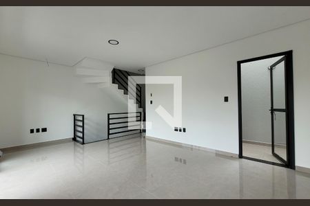 Sala de casa para alugar com 3 quartos, 105m² em Parque das Nações, Santo André