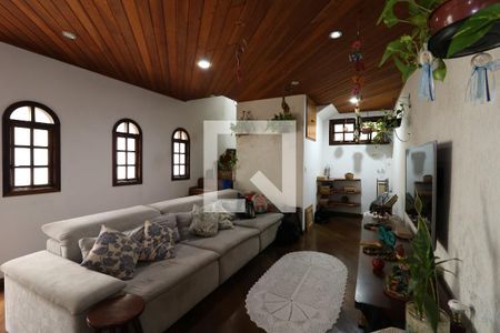 Sala de casa à venda com 5 quartos, 400m² em Santa Maria, Santo André