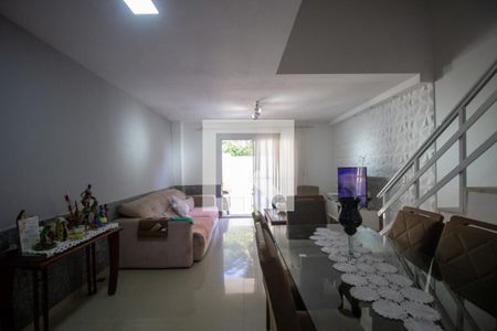 Sala de casa de condomínio à venda com 3 quartos, 90m² em Vargem Grande, Rio de Janeiro