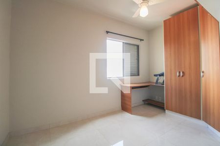 Quarto 1 de apartamento para alugar com 2 quartos, 70m² em Vila Iza, Campinas