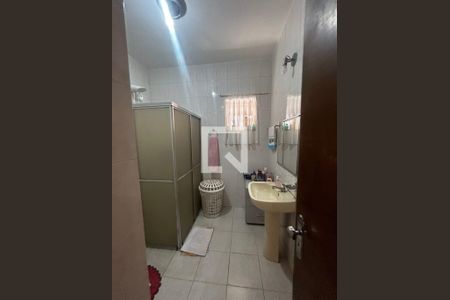 Banheiro de casa para alugar com 4 quartos, 150m² em Céu Azul, Belo Horizonte