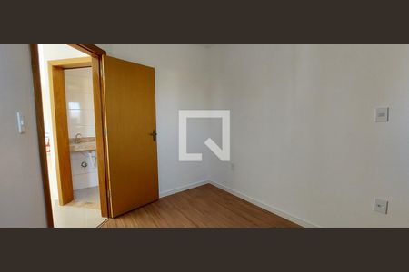 Quarto 1 suíte de apartamento para alugar com 2 quartos, 46m² em Parque das Nações, Santo André