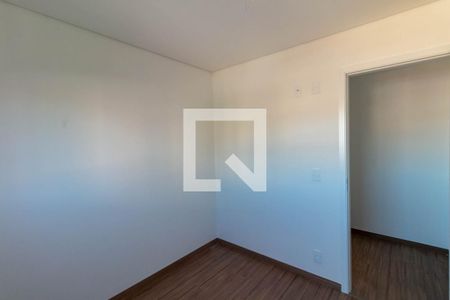 Quarto  de apartamento para alugar com 3 quartos, 69m² em Caiçara-adelaide, Belo Horizonte