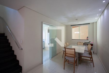 Sala de casa para alugar com 3 quartos, 180m² em Trevo, Belo Horizonte