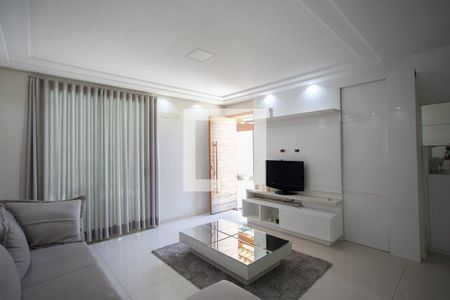 Sala de casa para alugar com 3 quartos, 180m² em Trevo, Belo Horizonte