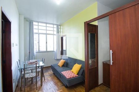 Sala de apartamento para alugar com 2 quartos, 55m² em Centro, Belo Horizonte