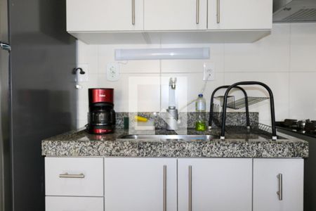 Cozinha de apartamento à venda com 1 quarto, 40m² em Nova Gerti, São Caetano do Sul