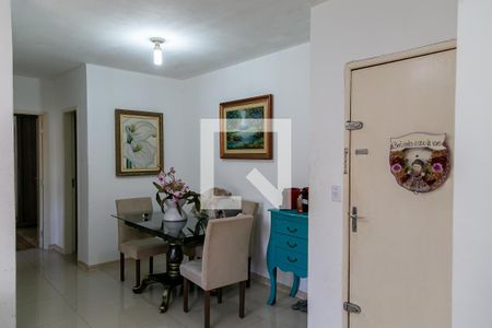 Sala de apartamento à venda com 2 quartos, 53m² em Vila Nova, Porto Alegre