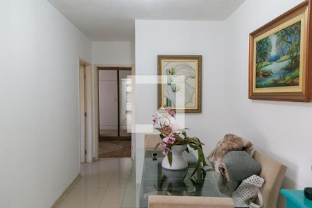 Sala de apartamento à venda com 2 quartos, 53m² em Vila Nova, Porto Alegre