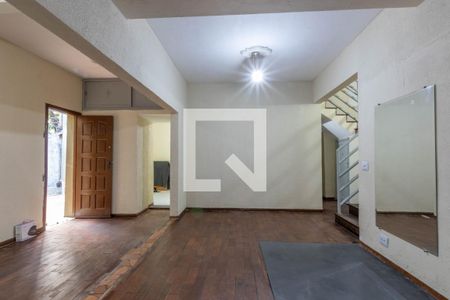 Sala de casa à venda com 5 quartos, 237m² em Centro, Belo Horizonte