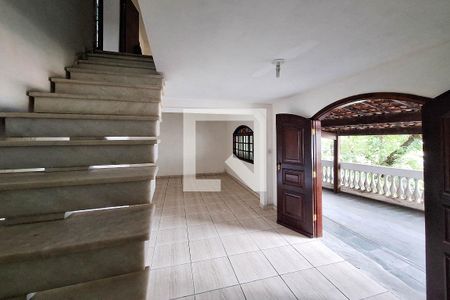 Sala de casa à venda com 3 quartos, 150m² em Santa Rosa, Niterói