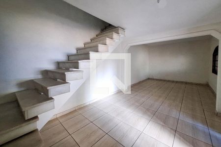 Sala de casa à venda com 3 quartos, 150m² em Santa Rosa, Niterói