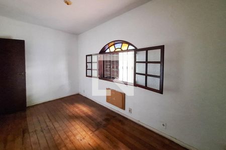 Quarto 1 de casa à venda com 3 quartos, 150m² em Santa Rosa, Niterói