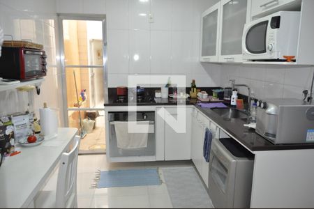 Cozinha de casa à venda com 5 quartos, 120m² em Pilares, Rio de Janeiro