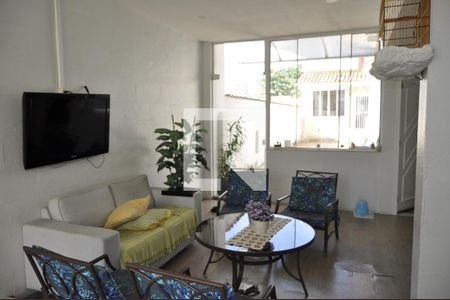 Sala de casa à venda com 5 quartos, 120m² em Pilares, Rio de Janeiro