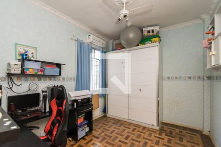 Quarto 1 de casa para alugar com 2 quartos, 79m² em Ramos, Rio de Janeiro