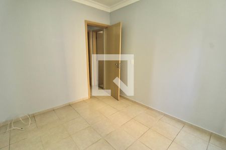 Quarto 1 de apartamento para alugar com 2 quartos, 70m² em Jardim Goiás, Goiânia