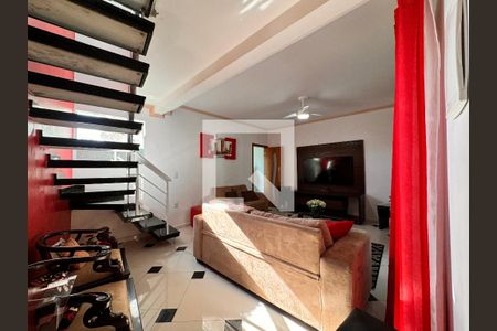 Sala de casa para alugar com 3 quartos, 270m² em Jardim Alvorada, Santo André