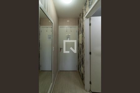 Quarto de apartamento para alugar com 1 quarto, 24m² em Granja Viana, Cotia