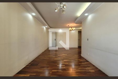 Sala de casa de condomínio para alugar com 3 quartos, 241m² em Centro, Santo André