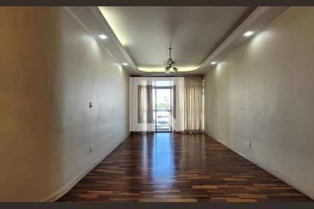 Sala de casa de condomínio para alugar com 3 quartos, 241m² em Centro, Santo André