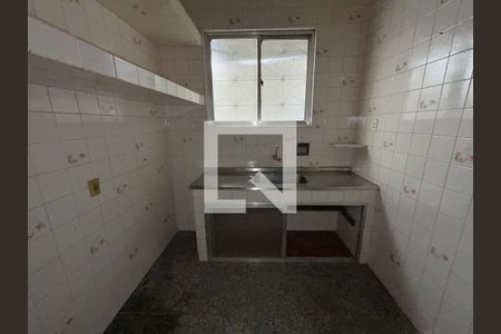 Cozinha de casa à venda com 1 quarto, 90m² em Irajá, Rio de Janeiro