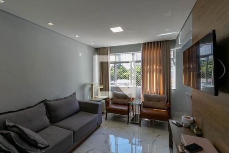 Sala de apartamento à venda com 2 quartos, 73m² em Savassi, Belo Horizonte