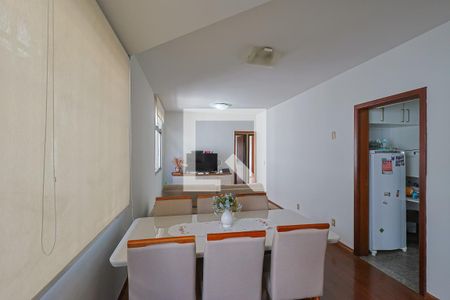 Sala de apartamento para alugar com 3 quartos, 118m² em Santo Antônio, Belo Horizonte