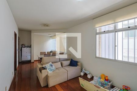 Sala de apartamento para alugar com 3 quartos, 118m² em Santo Antônio, Belo Horizonte