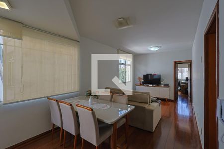 Sala de apartamento para alugar com 3 quartos, 118m² em Santo Antônio, Belo Horizonte