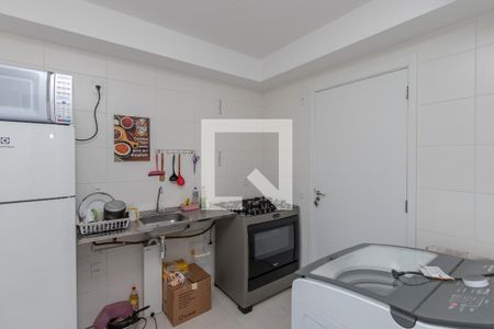 Cozinha de apartamento para alugar com 1 quarto, 28m² em Jardim Mirante, São Paulo