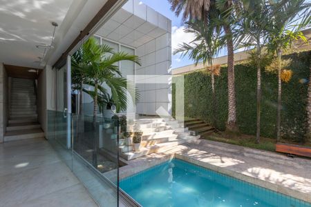 Sala de casa à venda com 4 quartos, 890m² em Cidade Jardim, Belo Horizonte